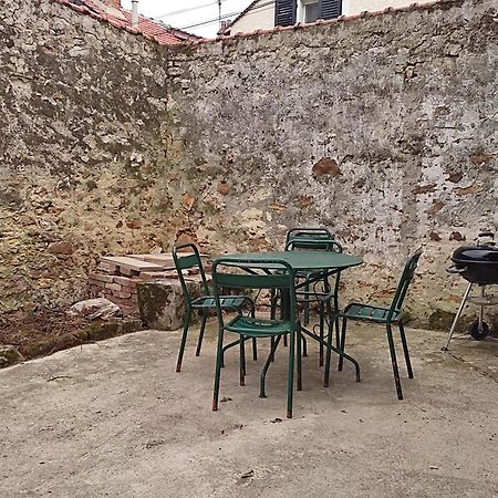 Les Glycines Vulaines-sur-Seine Exterior foto
